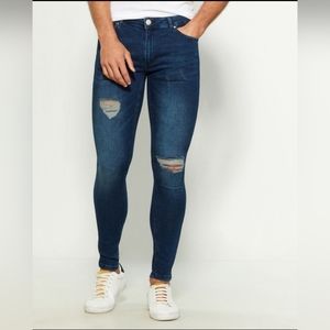 Criminal Damage Regent Spray Skinny Jeans